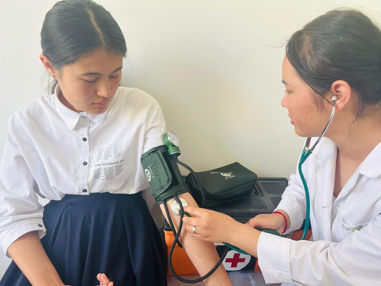 Мейірбике Сапарова. Медициналық алғашқы көмек